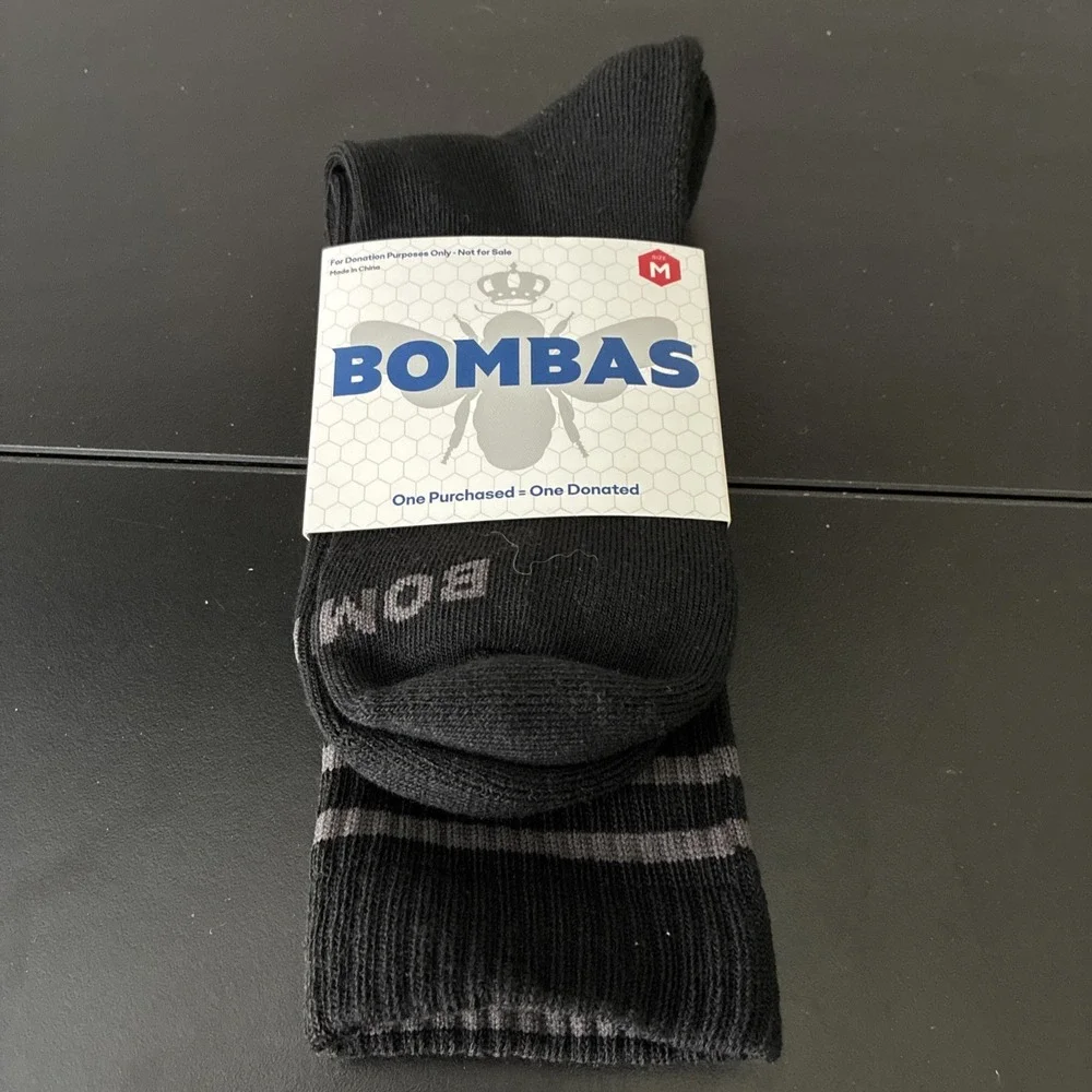 New Bombas Adult Medium Black Crew Calf Socks w/ Honeycomb Arch Support